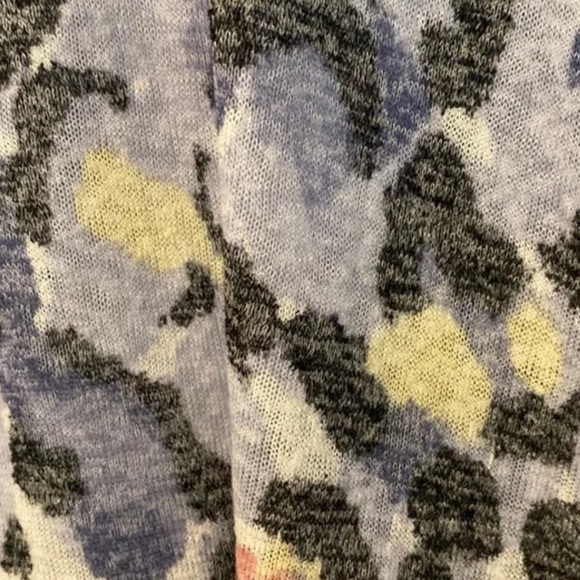 Bobeau Sleeveless Side Tie Striped Top - Picture 4 of 5